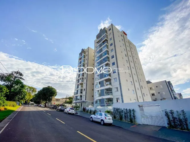 Apartamento com 2 quartos (frente), 1 vaga coberta no Bairro Cancelli Cascavel/PR