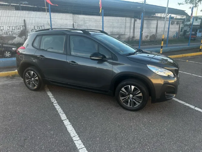 Peugeot 2008 Griffe 1.6 Flex 16V 5P Aut. 2020