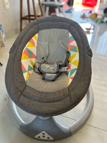Cadeira de balanço bebê clingo