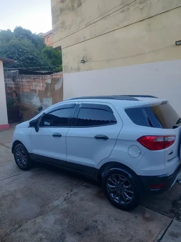 Ford Ecosport Freestyle 1.6 16V Flex 5P 2014