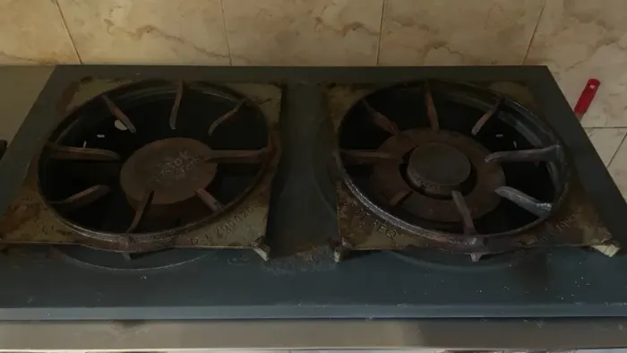 Vendo fogão Industrial-produto usado em excelente estado