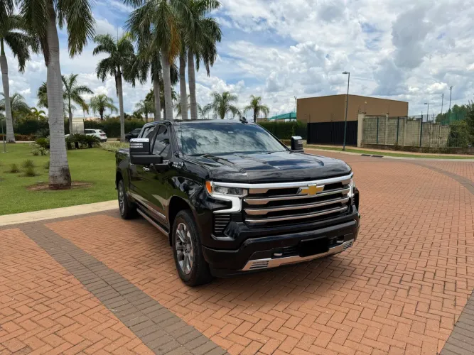 Chevrolet Silverado High Country 5.3 V8 AWD Aut. 2024
