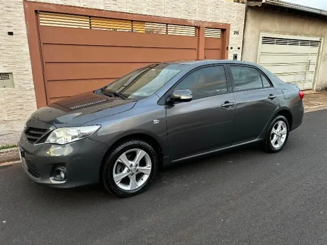 Toyota Corolla XEI 2.0 Flex 16V Aut. 2013