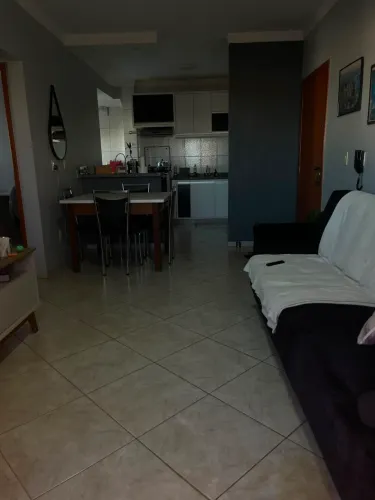 Aluga-se apartamento