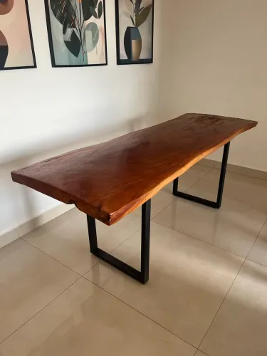VENDO MESA DE MADEIRA RÚSTICA
