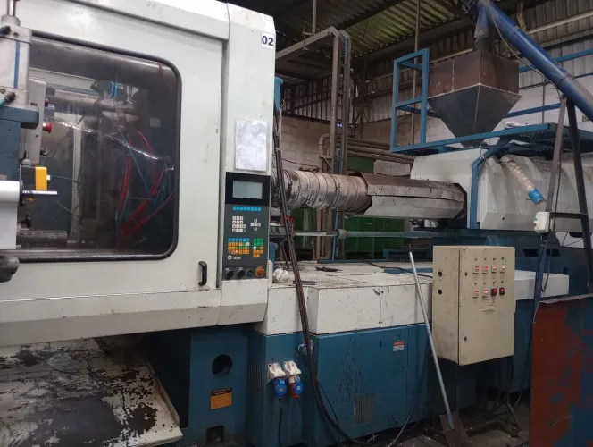 Injetora Romi 800ton
