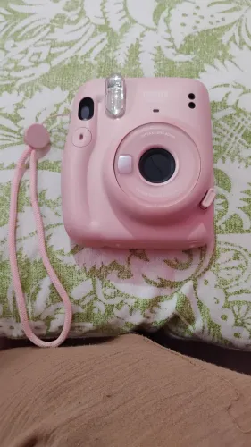 Vende-se uma câmera Polaroid ( instax)