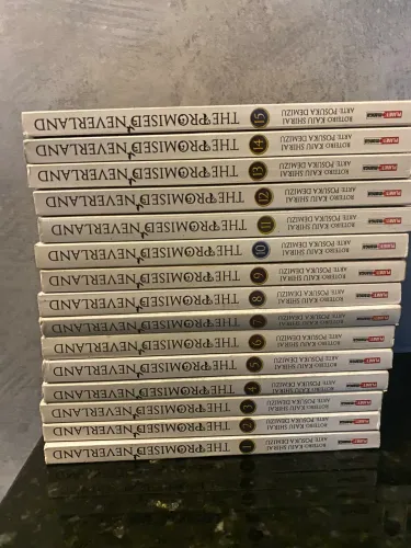 Mangás the Promised Neverland vol 1 ao 15