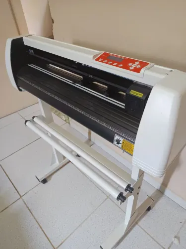 Plotter de Recorte Nagano 72cm Seminova + Suporte | Pouquíssimo Uso