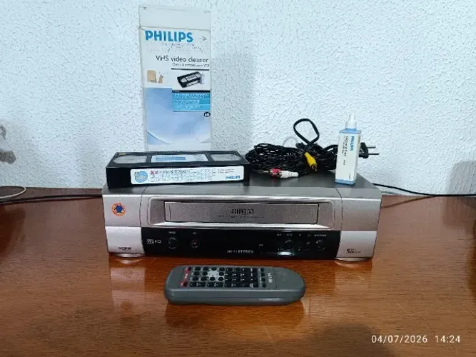 Video Cassete Philips VR607/78 c/ controle (6 cabeças)