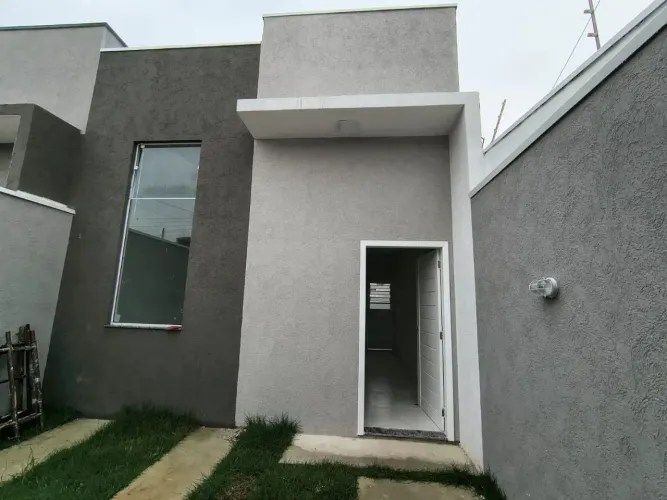 Linda Casa nova 2 Quartos 1 Suíte Bonfim Taubaté