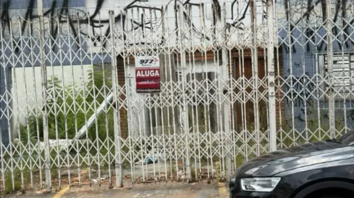 Casa comercial na Avenida Antônio Estevão de Carvalho, 2683 240 m²
