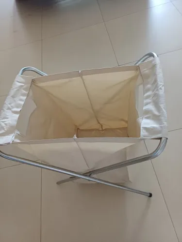 Cestas de roupas pra loja