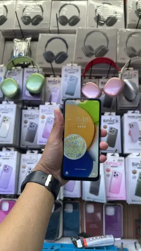 Vendo A03 64gb com capinha, carregador e garantia !!