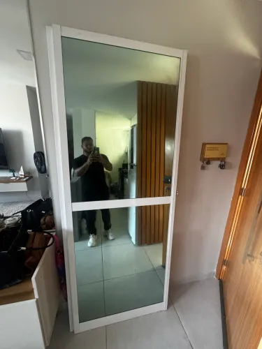 Porta de esquadria Novinha