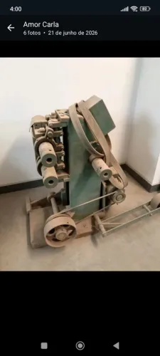 Máquina de marcenaria