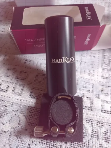 Abracadeira de couro com ressonador e cobre boquilha para sax tenor barkley nova!!!