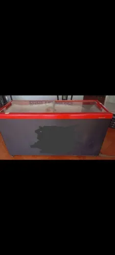 Freezer semi novo 