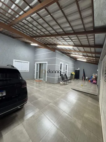 CASA COM 3 QUARTOS Á VENDA NO CONDOMÍNIO VAINICE ANDRADE - VILA ARQUELAU