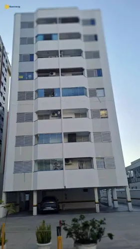 Apartamento próximo ao Hippo