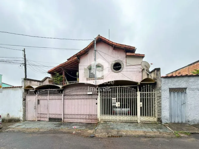 Casa à venda no Jardim Montanhês, Belo Horizonte, 4 quartos, 1 vaga