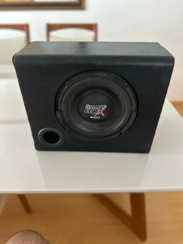Caixa de Subwoofer Automotivo Smart Box - Usada