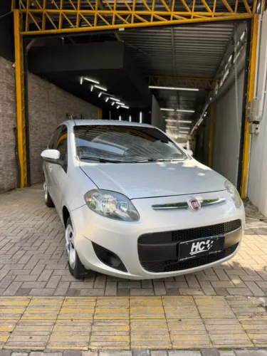 Fiat Palio Attractive 1.0 EVO Fire Flex 8V 5P 2016