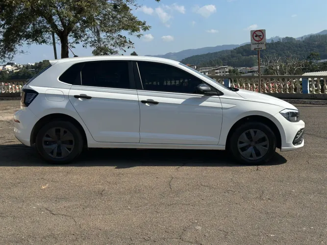 Volkswagen Polo Track 1.0 Flex 12V 5P 2023