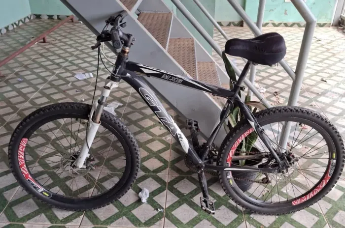 Bicicleta GTA Aro 26 - Freio a Disco - Suspensão Dianteira