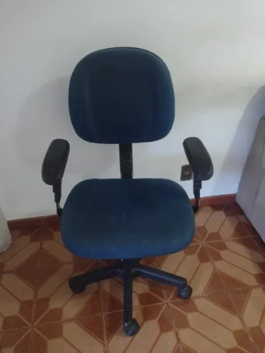 Cadeira Giratória de Escritório