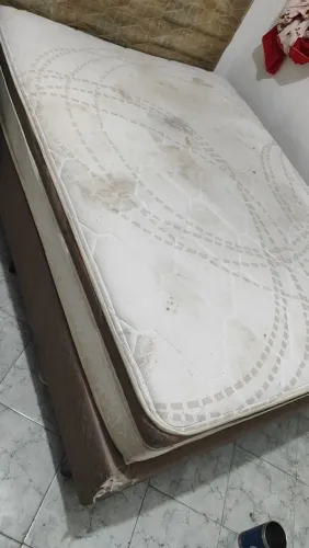 Cama box, base mais colchão