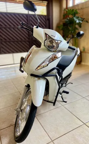 Honda Biz 110i 2024