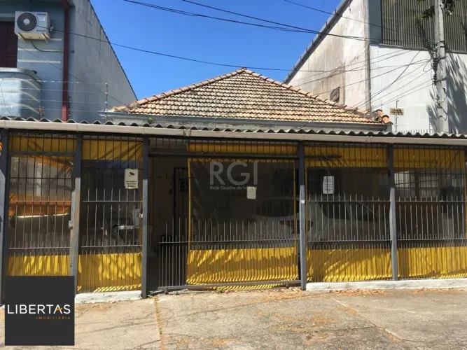 Casa para Venda - 205m², 4 dormitórios, Navegantes