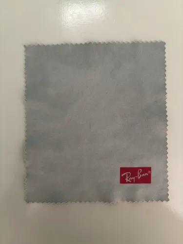 Pano de óculos Ray-Ban