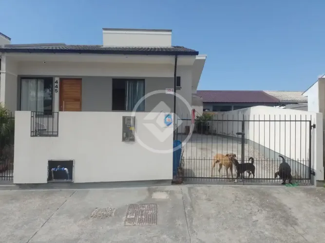 IC - OPORTUNIDADE! CASA COM SUÍTE À VENDA NO BELA VISTA PALHOÇA/SC