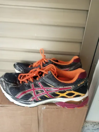 TÊNIS ASICS$30