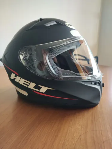 Capacete HELT preto fosco/ tamanho 64