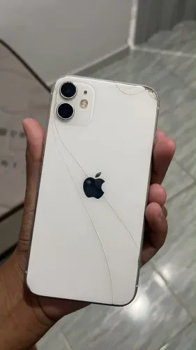 Vendo iPhone 11 64GB