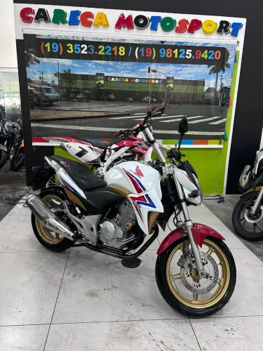 HONDA CB 300R