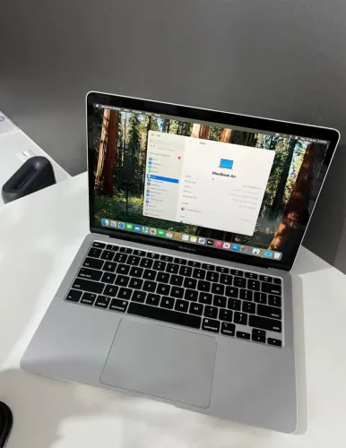 MacBook