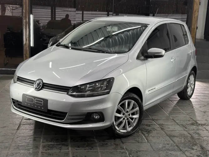 Volkswagen Fox MSI Comfortline 1.6 Flex 8V 4P 2015