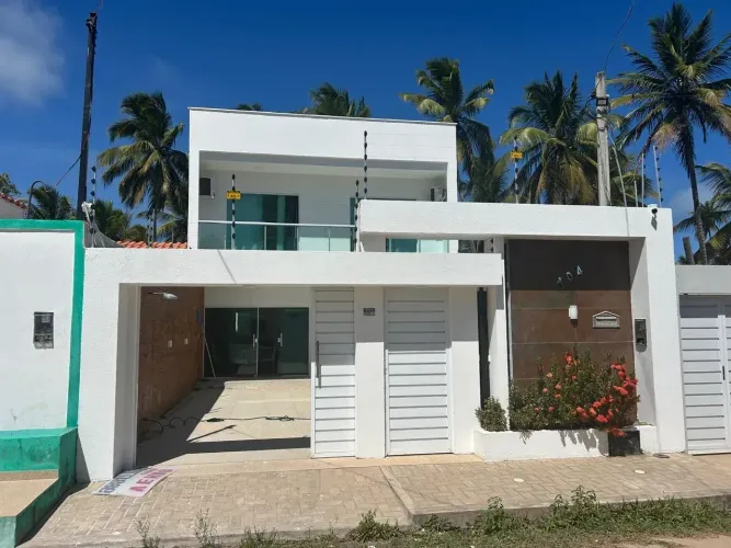 Linda Casa na paradisíaca Jequia da Praia