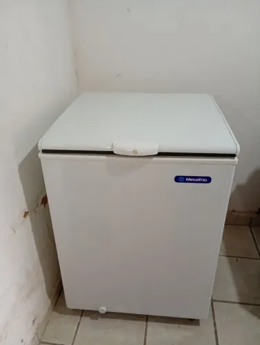 Freezer metalfrio