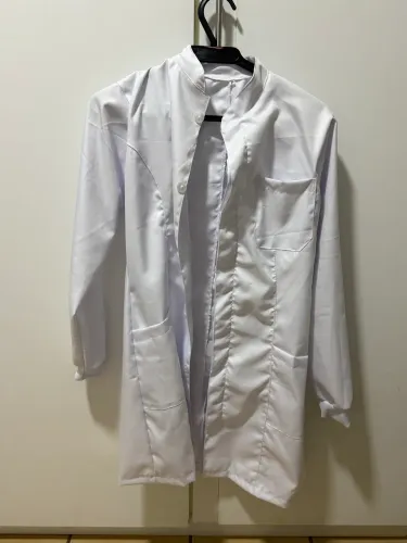Jaleco branco gabardine manga longa e gola padre tam P nunca usado