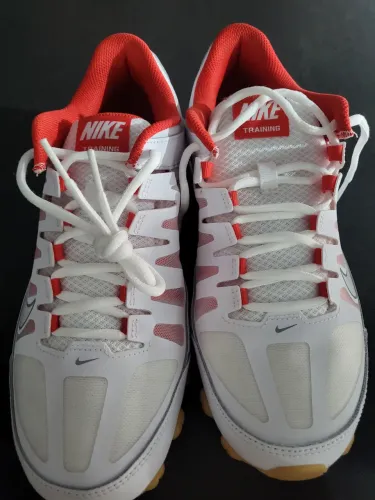 Tênis nike trainning 39