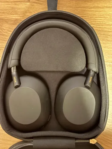 Headphone Sony WH1000XM5