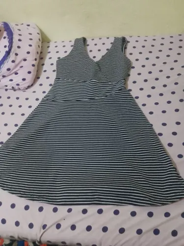 Vestidos semi novos 