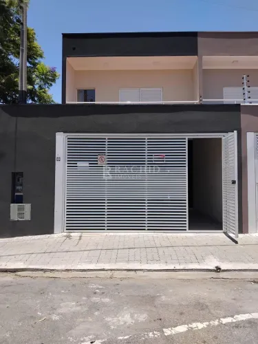 Casa Nova a Venda na Vila Industrial - São José dos Campos