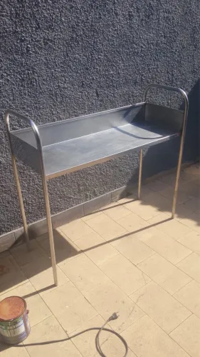 Vendo bancada industrial de inox
