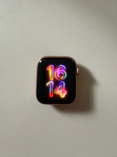 Apple Watch SE 40mm Rose Gold